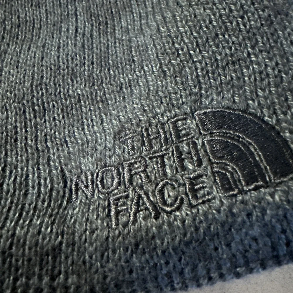The North Face NWT Adult Jim Beanie Wool Blend One Size Shady Blue Heather